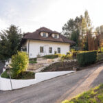 Retouch-this-real-estate-exterior-photog